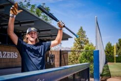 2023 Easton Encore Hybrid (-3) BBCOR Baseball Bat: BB23EN -SLUGGER Sales Store 08032022 Easton SuperShoot 58 1