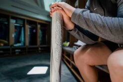 2023 Easton Ghost Unlimited (-9) Fastpitch Softball Bat: FP23GHUL9 -SLUGGER Sales Store MILE44 RG 03442