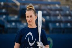 2023 Easton Ghost Unlimited (-8) Fastpitch Softball Bat: FP23GHUL8 -SLUGGER Sales Store MILE44 RG 03690